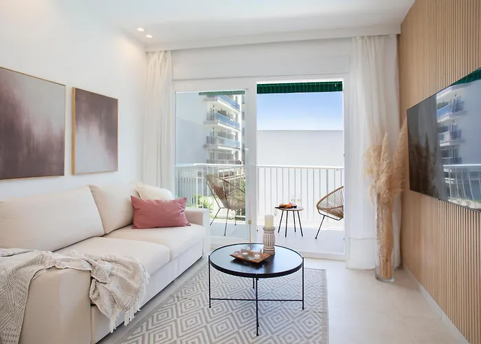 Bakari Arena * Τορρεμολίνος